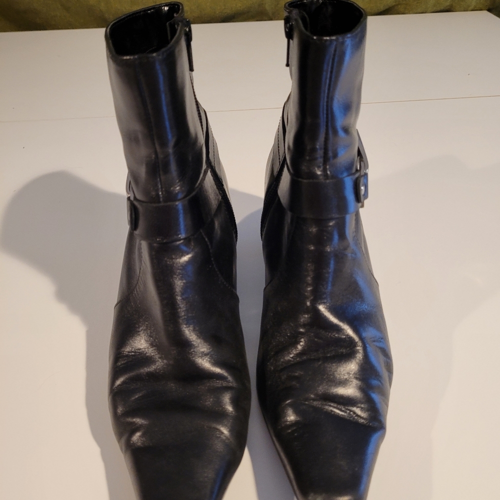 Anne Klein short booties